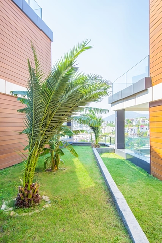 Доступные квартиры в центре Бодрума с видом на Море и город!