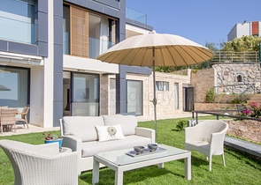 Доступные квартиры в центре Бодрума с видом на Море и город!