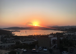 Доступные квартиры в центре Бодрума с видом на Море и город!