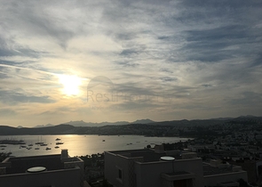 Доступные квартиры в центре Бодрума с видом на Море и город!