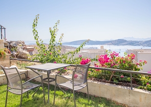 Доступные квартиры в центре Бодрума с видом на Море и город!