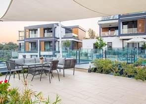 Доступные квартиры в центре Бодрума с видом на Море и город!