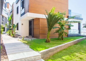 Доступные квартиры в центре Бодрума с видом на Море и город!