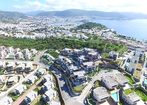 Доступные квартиры в центре Бодрума с видом на Море и город!