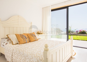 Доступные квартиры в центре Бодрума с видом на Море и город!