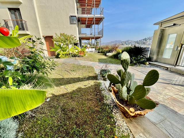 Изящный  проект всего 100метров от Эгейского моря!