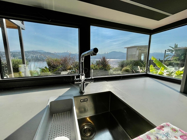 Изящный  проект всего 100метров от Эгейского моря!