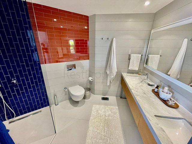 Изящный  проект всего 100метров от Эгейского моря!