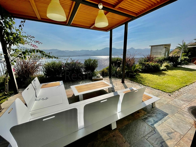 Изящный  проект всего 100метров от Эгейского моря!