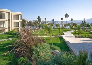 Изящный  проект всего 100метров от Эгейского моря!