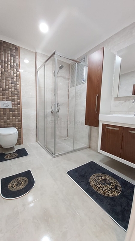 Двухкомнатная квартира с мебелью