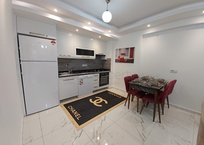 Двухкомнатная квартира с мебелью