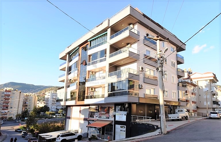 Большой пентхаус с видом на море