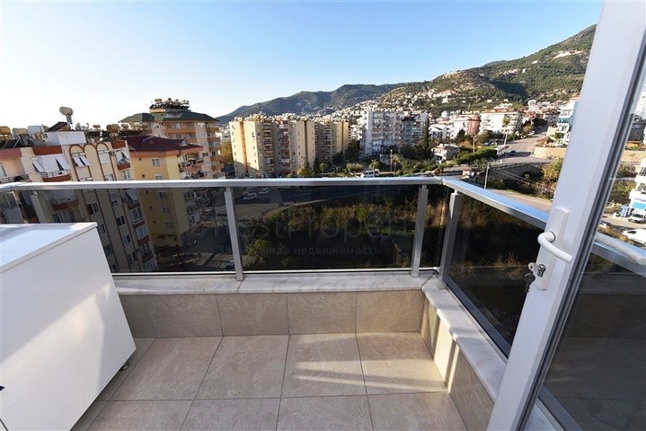 Большой пентхаус с видом на море