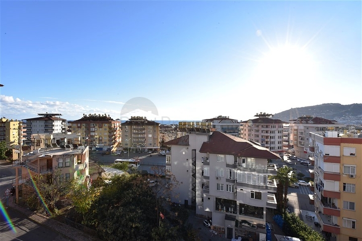 Большой пентхаус с видом на море