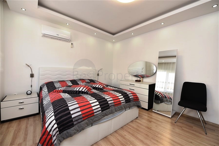 Большой пентхаус с видом на море