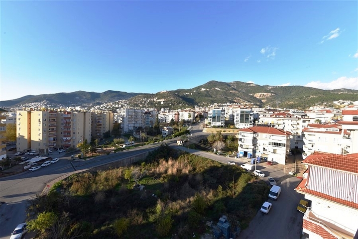 Большой пентхаус с видом на море