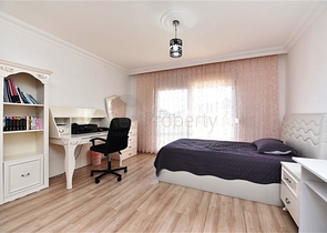 Большой пентхаус с видом на море