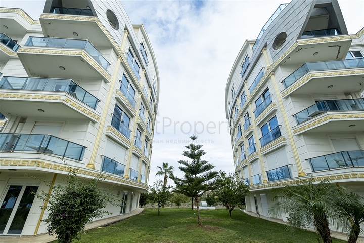 Меблированная квартира 2+1 в комплексе в Лимане Коньяалты