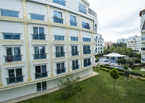 Меблированная квартира 2+1 в комплексе в Лимане Коньяалты