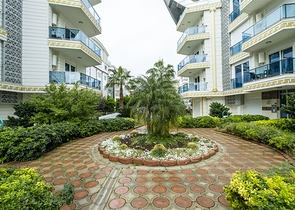 Меблированная квартира 2+1 в комплексе в Лимане Коньяалты