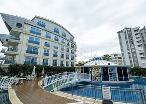 Меблированная квартира 2+1 в комплексе в Лимане Коньяалты