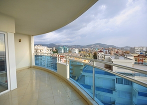 Квартиры планировки 2+1 в Махмутларе