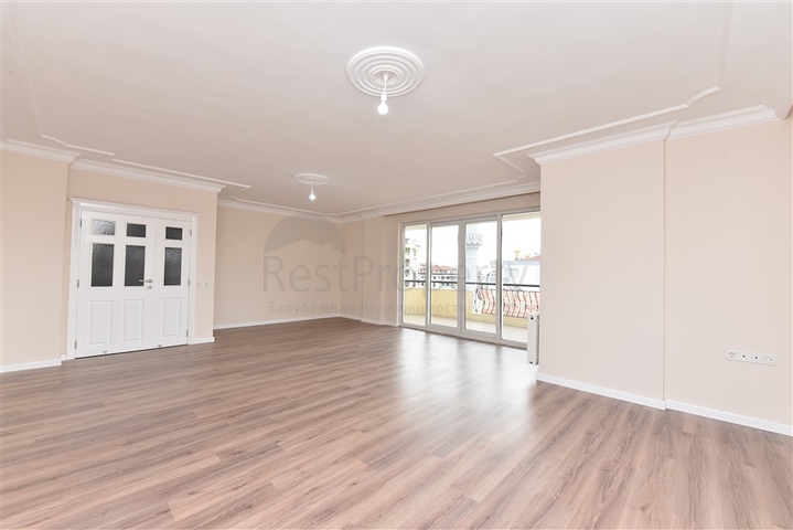 Пентхаус планировки 5+1 в центре Алании