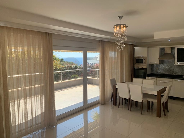 Квартира планировки 2+1 в Конаклы