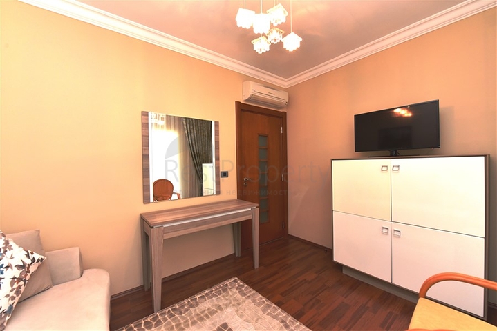 Меблированная квартира планировки 2+1 в центре Алании