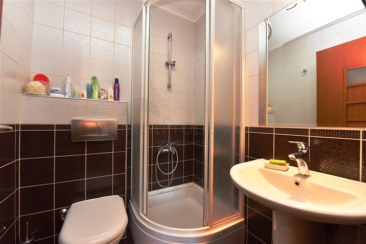 Меблированная квартира планировки 2+1 в центре Алании