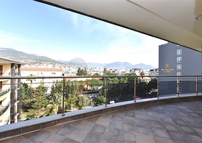 Меблированная квартира планировки 2+1 в центре Алании