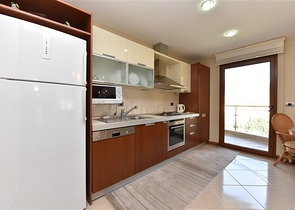 Меблированная квартира планировки 2+1 в центре Алании