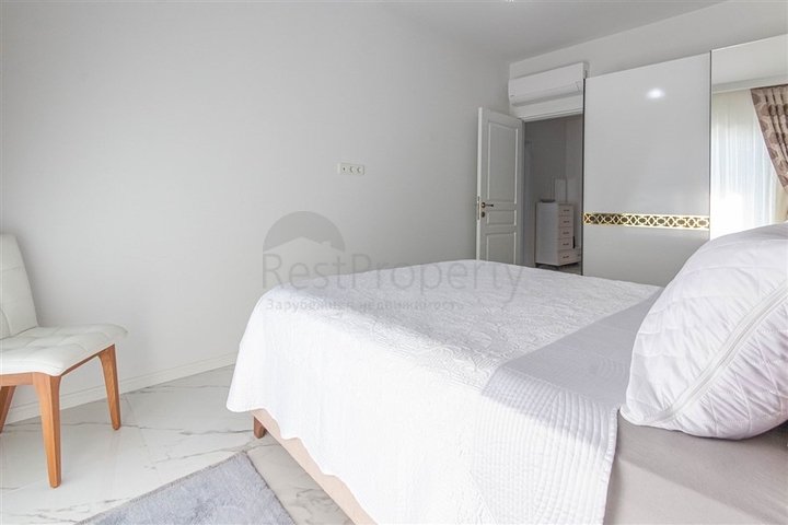 Двухкомнатная квартира с мебелью