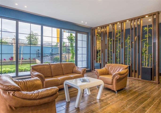 Двухкомнатная квартира с мебелью