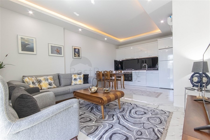 Двухкомнатная квартира с мебелью