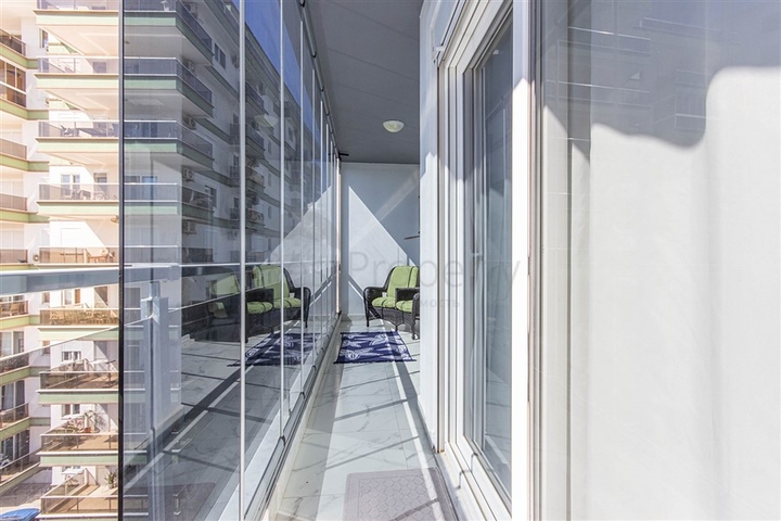 Двухкомнатная квартира с мебелью