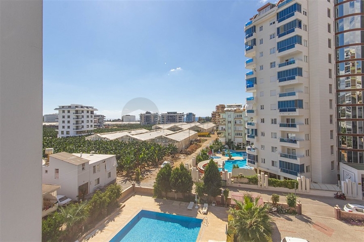 Двухкомнатная квартира с мебелью