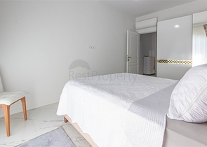 Двухкомнатная квартира с мебелью