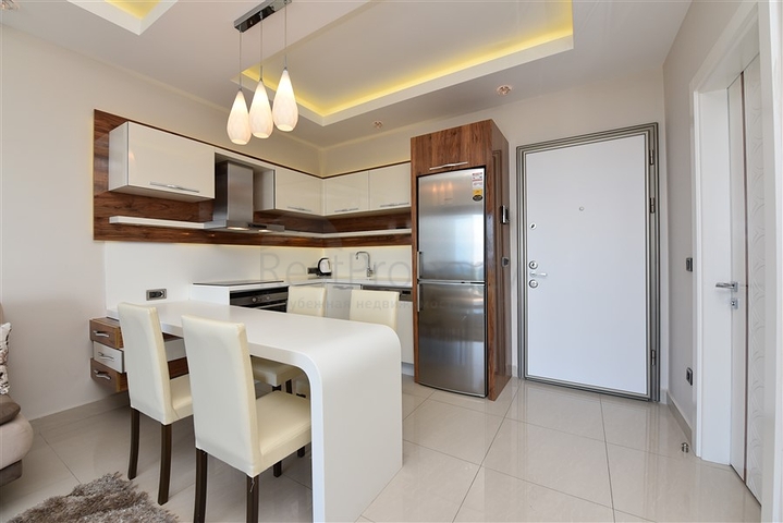 Двухкомнатная квартира с видом на море