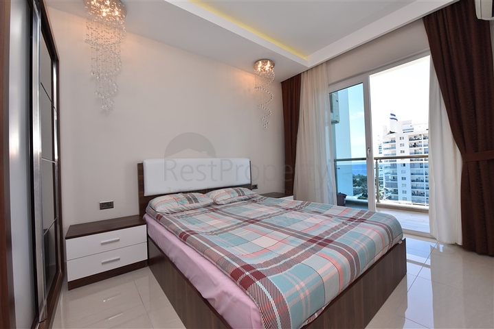 Двухкомнатная квартира с видом на море