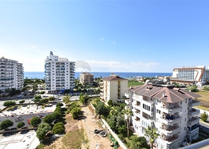 Двухкомнатная квартира с видом на море