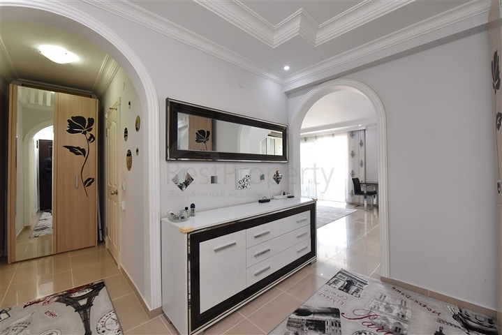 Трехкомнатная квартира с мебелью в Махмутларе