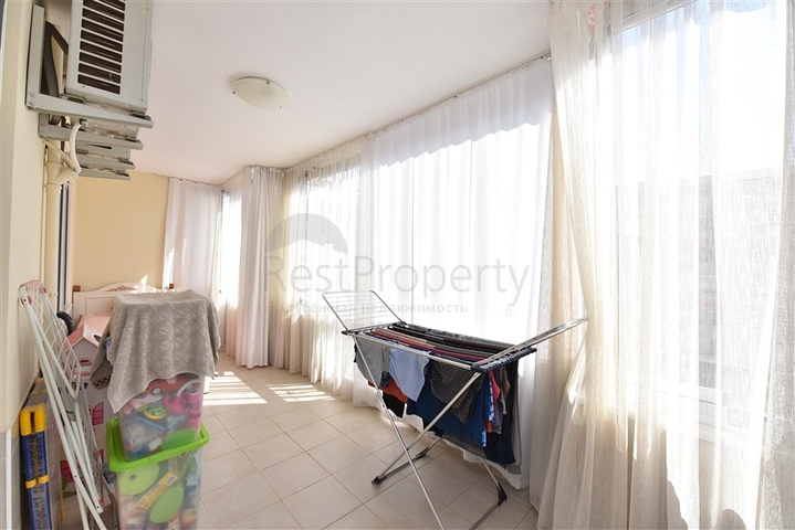 Трехкомнатная квартира с мебелью в Махмутларе