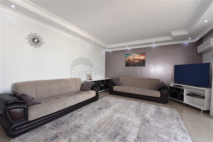 Трехкомнатная квартира с мебелью в Махмутларе