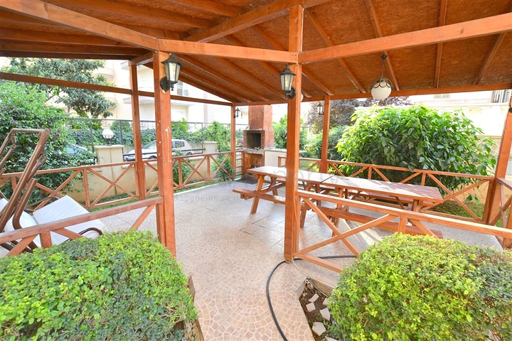 Трехкомнатная квартира с мебелью в Махмутларе