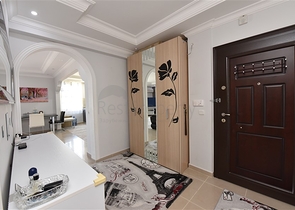 Трехкомнатная квартира с мебелью в Махмутларе