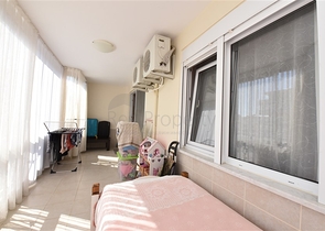 Трехкомнатная квартира с мебелью в Махмутларе