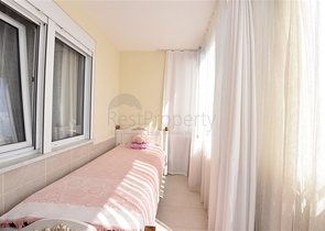 Трехкомнатная квартира с мебелью в Махмутларе