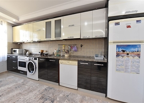 Трехкомнатная квартира с мебелью в Махмутларе